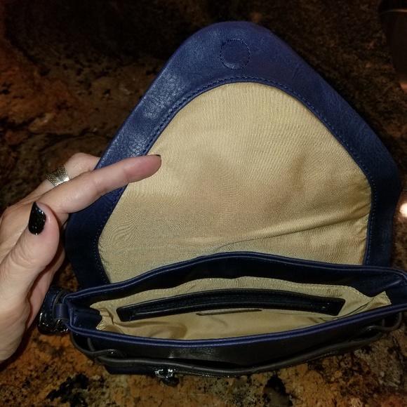 Purse - Picture 4 of 5